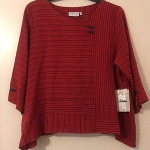 NWT Habitat Side Button Pullover
